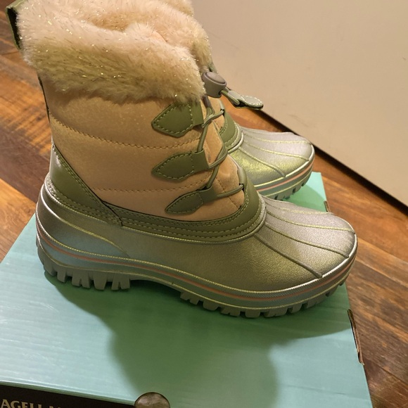 Magellan Outdoors Kids Snow Boots - Pink and Gray - Picture 3 of 7